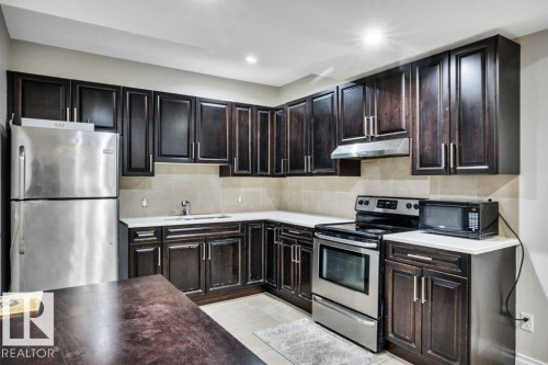 2228 22 Street, Edmonton, AB - Indoor Photo Showing Kitchen