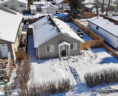 4913 44 Street  Drayton Valley, AB T7A 1H8