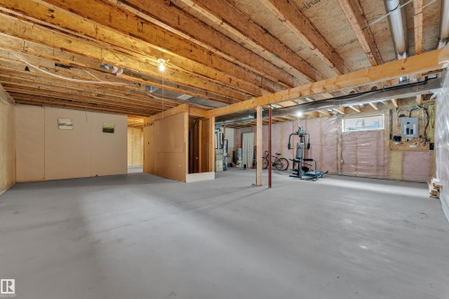 Below grade area featuring electric panel - 6741 162A Avenue, Edmonton, AB - Indoor Photo Showing Basement