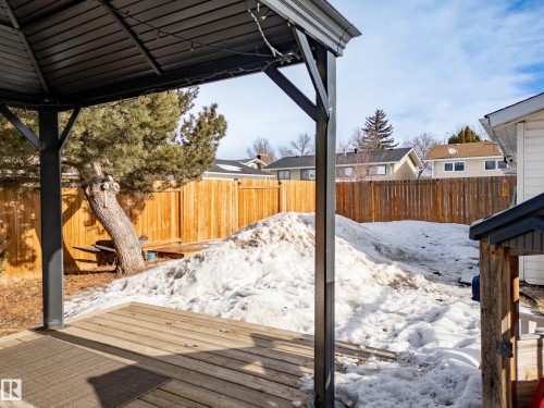 Deck featuring a fenced backyard - 9221 84 Street, Fort Saskatchewan, AB - Outdoor With Deck Patio Veranda With Exterior