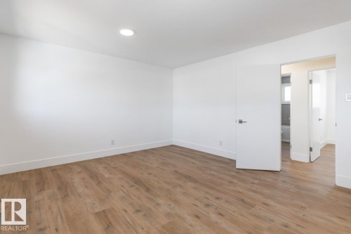 8316 68A Street, Edmonton, AB - Indoor Photo Showing Other Room