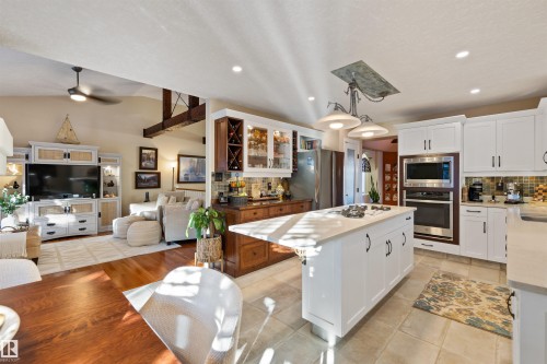 49 Berrymore Drive, St. Albert, AB - Indoor Photo Showing Kitchen