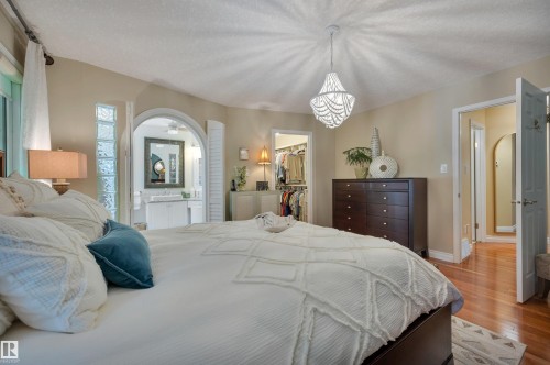 49 Berrymore Drive, St. Albert, AB - Indoor Photo Showing Bedroom