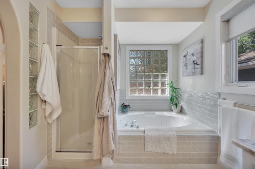 49 Berrymore Drive, St. Albert, AB - Indoor Photo Showing Bathroom