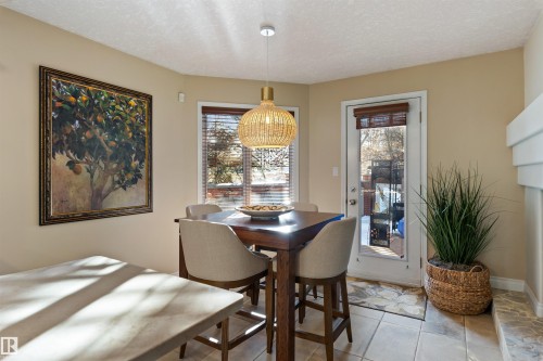 49 Berrymore Drive, St. Albert, AB - Indoor Photo Showing Dining Room