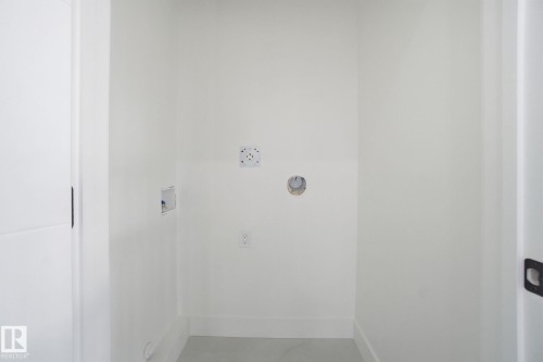 7603 92 Avenue, Edmonton, AB - Indoor Photo Showing Other Room