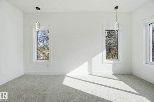 7603 92 Avenue, Edmonton, AB - Indoor Photo Showing Other Room