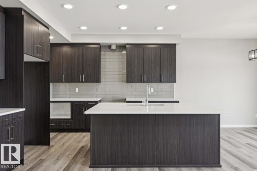 2334 Egret Way, Edmonton, AB - Indoor Photo Showing Kitchen With Upgraded Kitchen