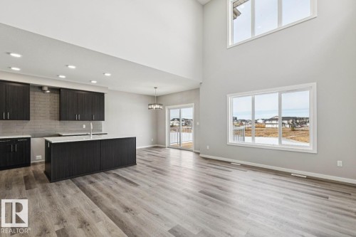2334 Egret Way, Edmonton, AB - Indoor Photo Showing Kitchen