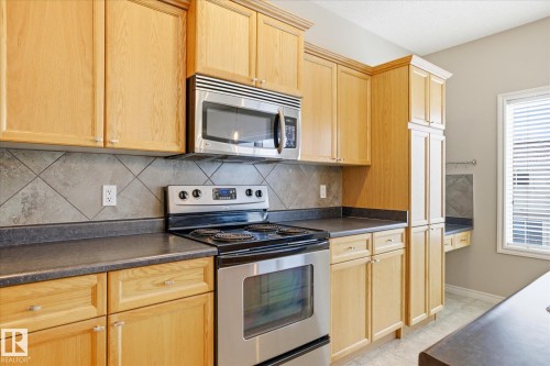 55 13825 155 Avenue, Edmonton, AB - Indoor Photo Showing Kitchen