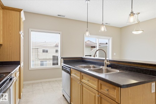 55 13825 155 Avenue, Edmonton, AB - Indoor Photo Showing Kitchen With Double Sink