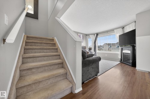 207 River Point(E), Edmonton, AB - Indoor Photo Showing Other Room