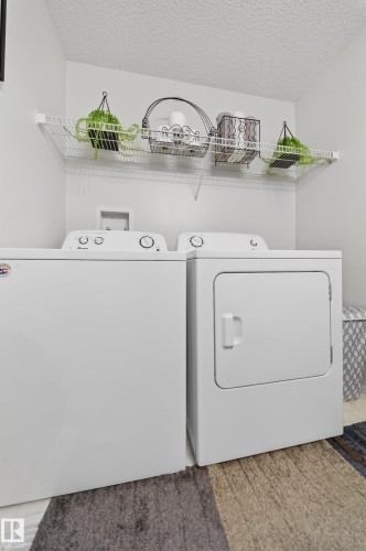 207 River Point(E), Edmonton, AB - Indoor Photo Showing Laundry Room