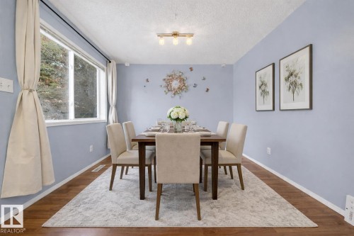 207 River Point(E), Edmonton, AB - Indoor Photo Showing Dining Room