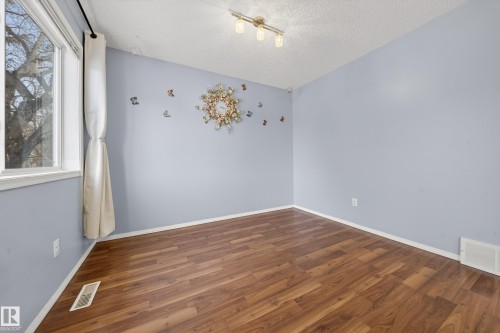 207 River Point(E), Edmonton, AB - Indoor Photo Showing Other Room
