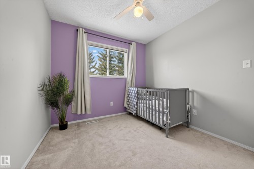 207 River Point(E), Edmonton, AB - Indoor Photo Showing Bedroom