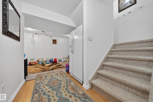 207 River Point(E), Edmonton, AB - Indoor Photo Showing Other Room