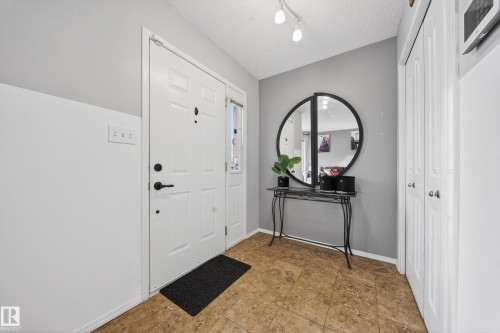 207 River Point(E), Edmonton, AB - Indoor Photo Showing Other Room