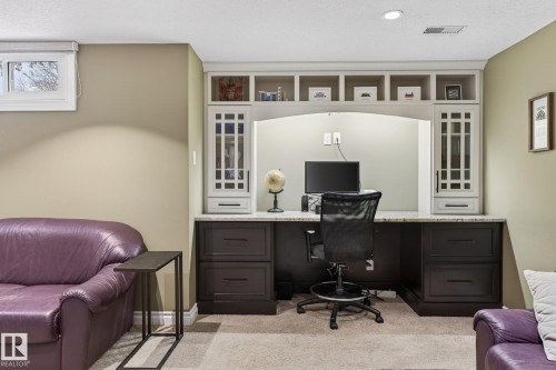 632 Wahstao Road, Edmonton, AB - Indoor Photo Showing Office