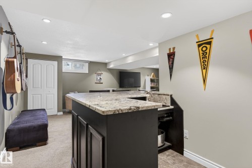 632 Wahstao Road, Edmonton, AB - Indoor