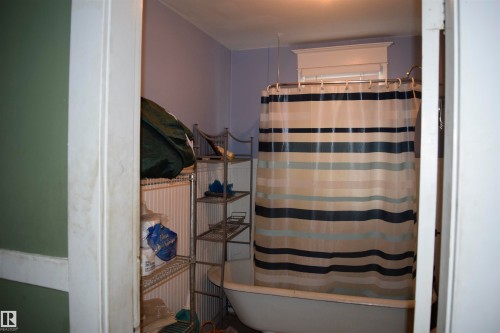 9551 106A Avenue, Edmonton, AB - Indoor