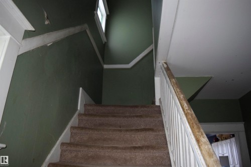 9551 106A Avenue, Edmonton, AB - Indoor Photo Showing Other Room