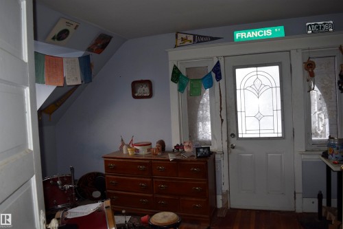 9551 106A Avenue, Edmonton, AB - Indoor Photo Showing Other Room