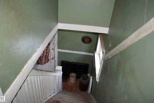 9551 106A Avenue, Edmonton, AB - Indoor Photo Showing Other Room