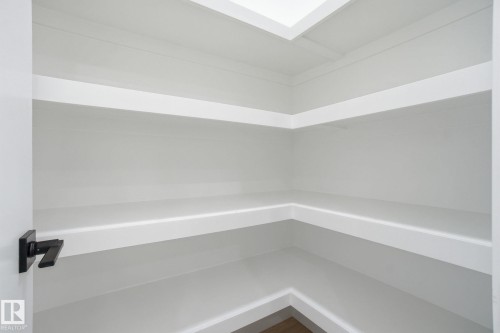 7605 92 Avenue, Edmonton, AB - Indoor Photo Showing Other Room