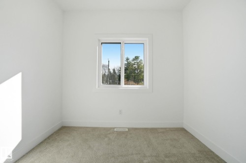 7605 92 Avenue, Edmonton, AB - Indoor Photo Showing Other Room
