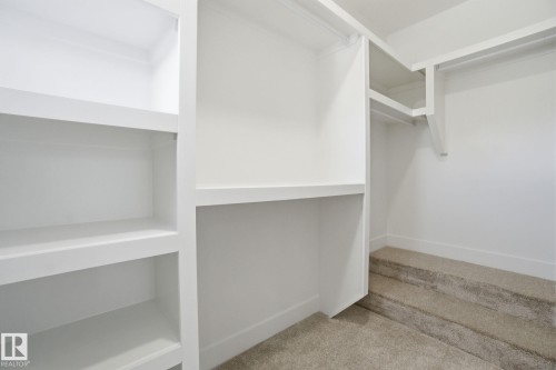 7605 92 Avenue, Edmonton, AB - Indoor With Storage