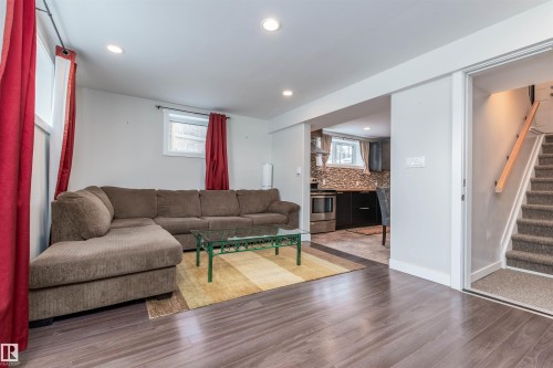12836 107 Street, Edmonton, AB - Indoor Photo Showing Living Room