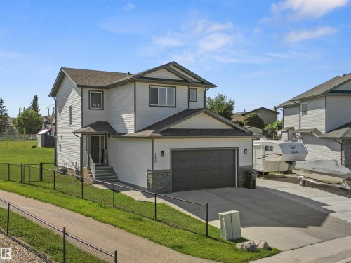 4498 40 Street  Drayton Valley, AB T7A 1W4