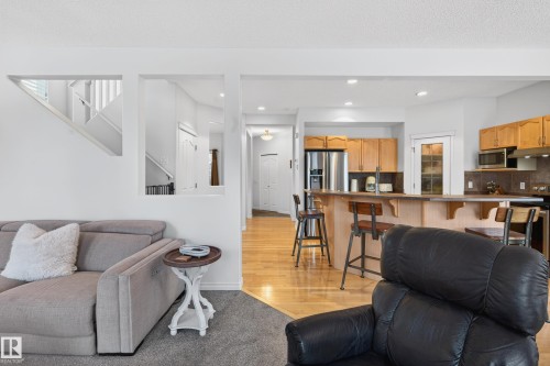 38 Embassy Place, St. Albert, AB - Indoor Photo Showing Living Room