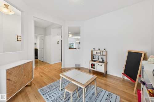 38 Embassy Place, St. Albert, AB - Indoor