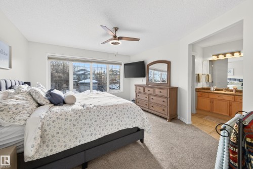 38 Embassy Place, St. Albert, AB - Indoor Photo Showing Bedroom