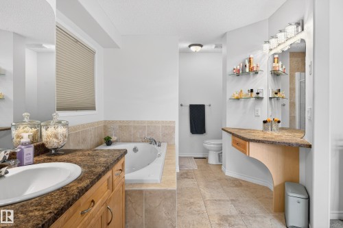 38 Embassy Place, St. Albert, AB - Indoor Photo Showing Bathroom