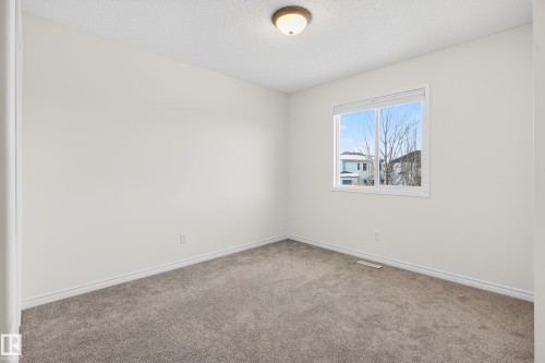 38 Embassy Place, St. Albert, AB - Indoor Photo Showing Other Room