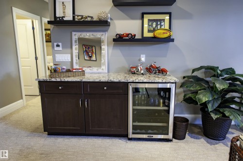 2525 Cameron Ravine Landing, Edmonton, AB - Indoor Photo Showing Other Room