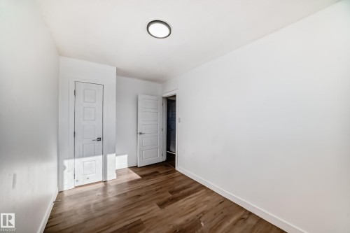 5919 144 Avenue, Edmonton, AB - Indoor Photo Showing Other Room