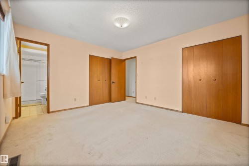 5 Loyola Place, St. Albert, AB - Indoor Photo Showing Other Room