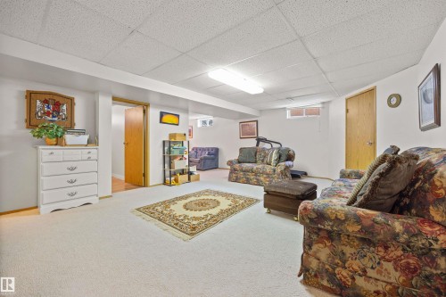 5 Loyola Place, St. Albert, AB - Indoor