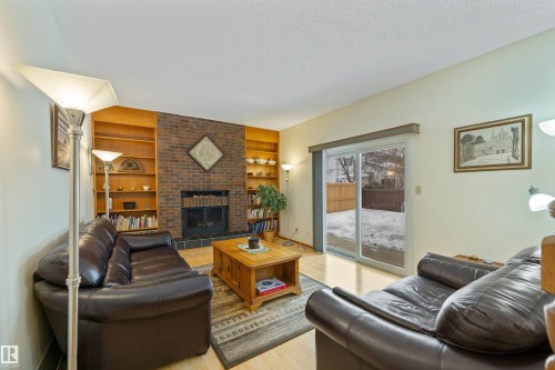 5 Loyola Place, St. Albert, AB - Indoor Photo Showing Living Room With Fireplace