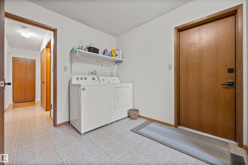 5 Loyola Place, St. Albert, AB - Indoor Photo Showing Laundry Room