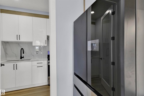 2020 155 Avenue, Edmonton, AB - Indoor