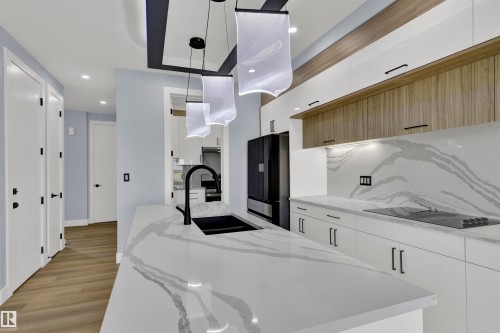 2020 155 Avenue, Edmonton, AB - Indoor Photo Showing Other Room