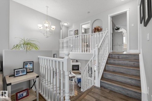 121 Galland Crescent, Edmonton, AB - Indoor Photo Showing Other Room