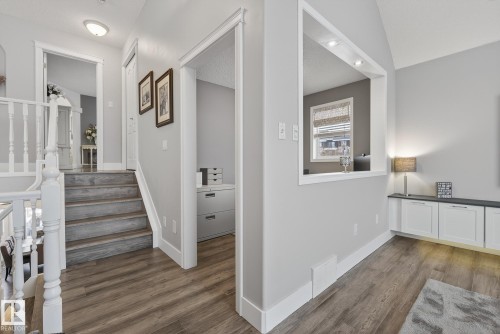 121 Galland Crescent, Edmonton, AB - Indoor Photo Showing Other Room