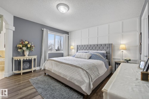 121 Galland Crescent, Edmonton, AB - Indoor Photo Showing Bedroom