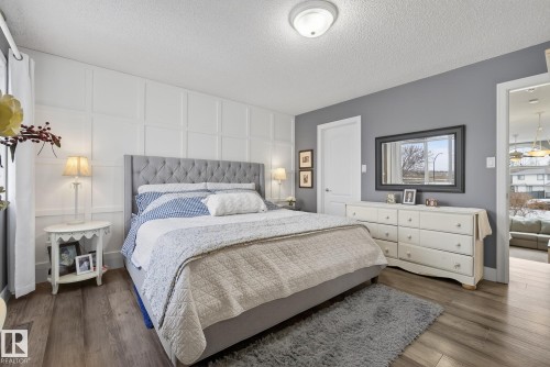 121 Galland Crescent, Edmonton, AB - Indoor Photo Showing Bedroom